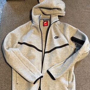 Nike Men’s Tech Fleece Full Zip Hoodie